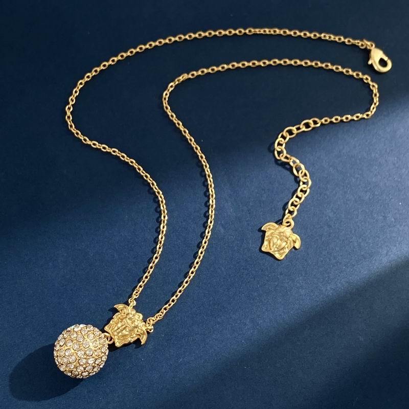 Versace Necklaces 46